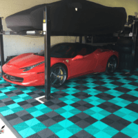 sol de garage en damier