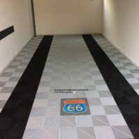 carrelage de garage avec logo route 66