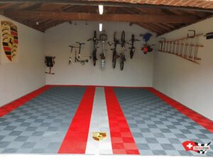 garage double avec dalles de sol clipsables thème porsche
