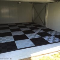 Garage with interlocking tiles checkerboard effect