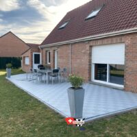 sol pour terrasse en dalles smoothtrax gris argent